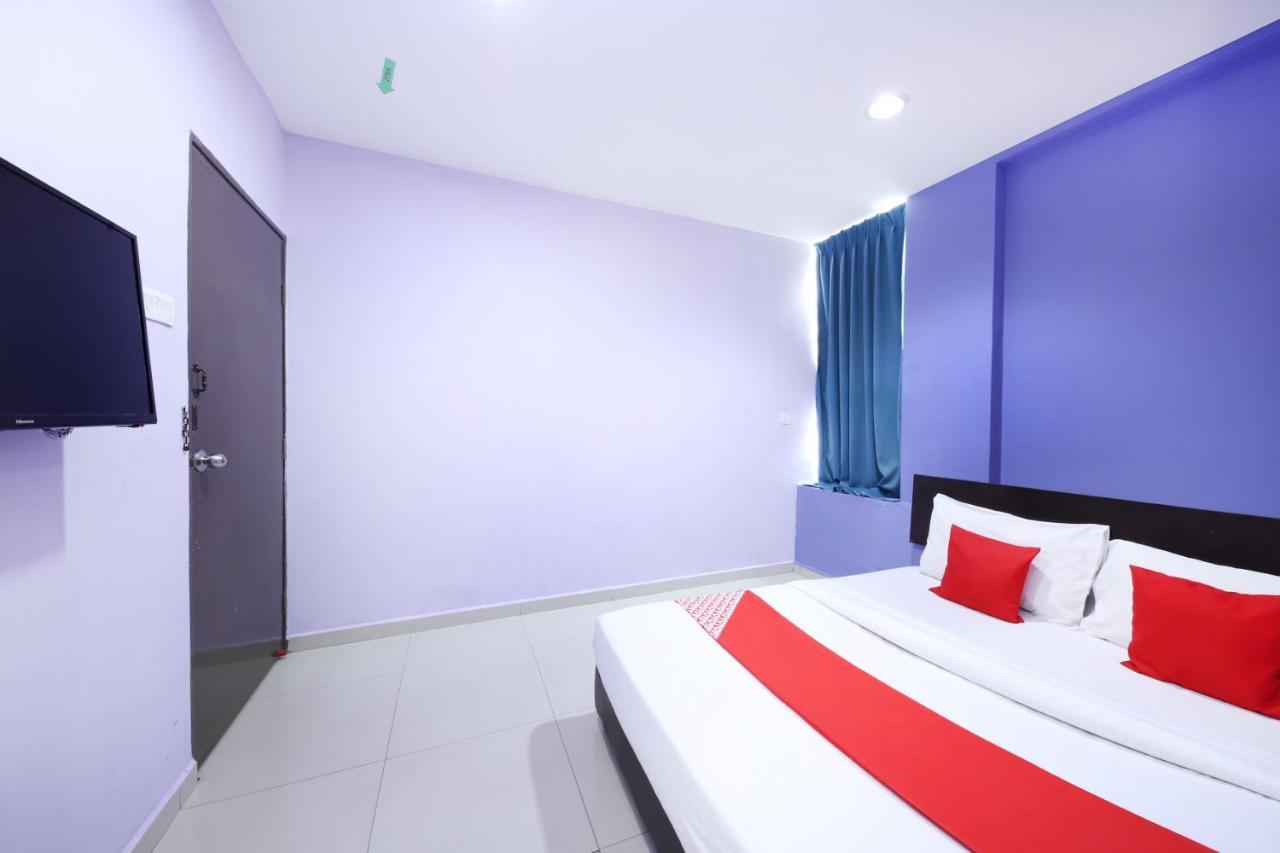 Oyo 90235 Hotel Inap Sri Gombak Batu Caves Ngoại thất bức ảnh