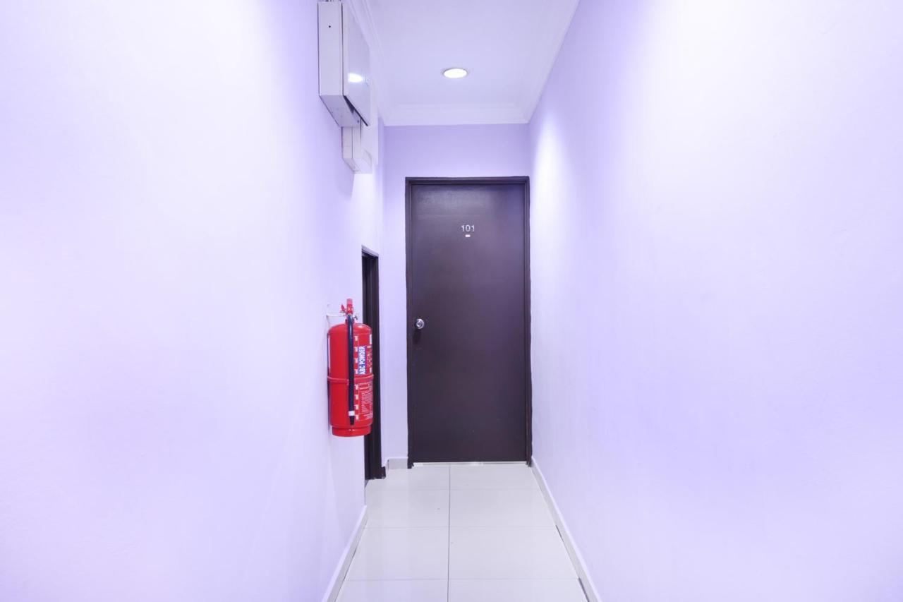 Oyo 90235 Hotel Inap Sri Gombak Batu Caves Ngoại thất bức ảnh